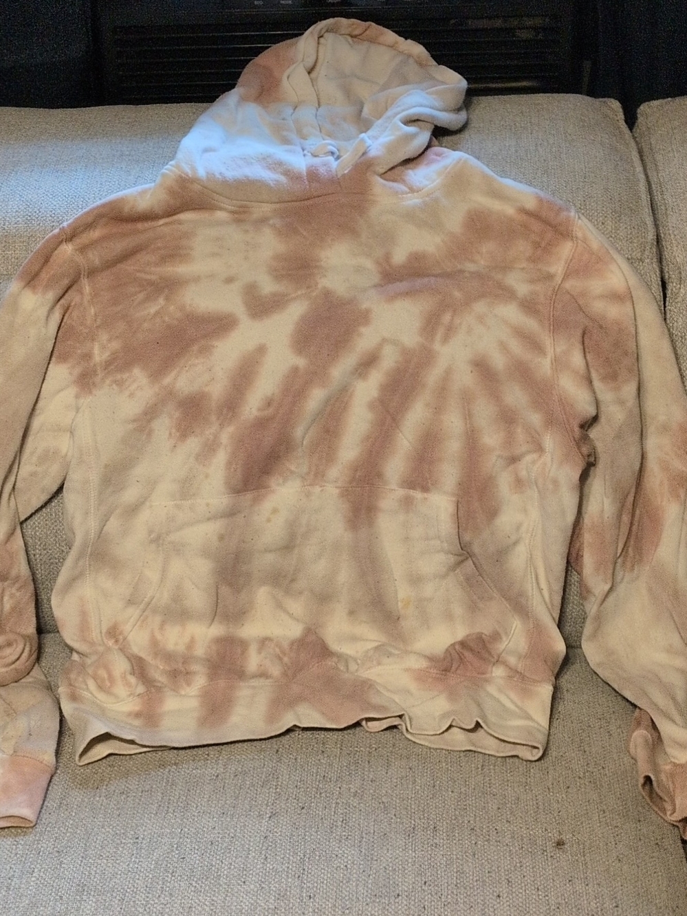 Reflex Tie-Dye Hooded Pullover Sweatshirt in Cream and Light Brown